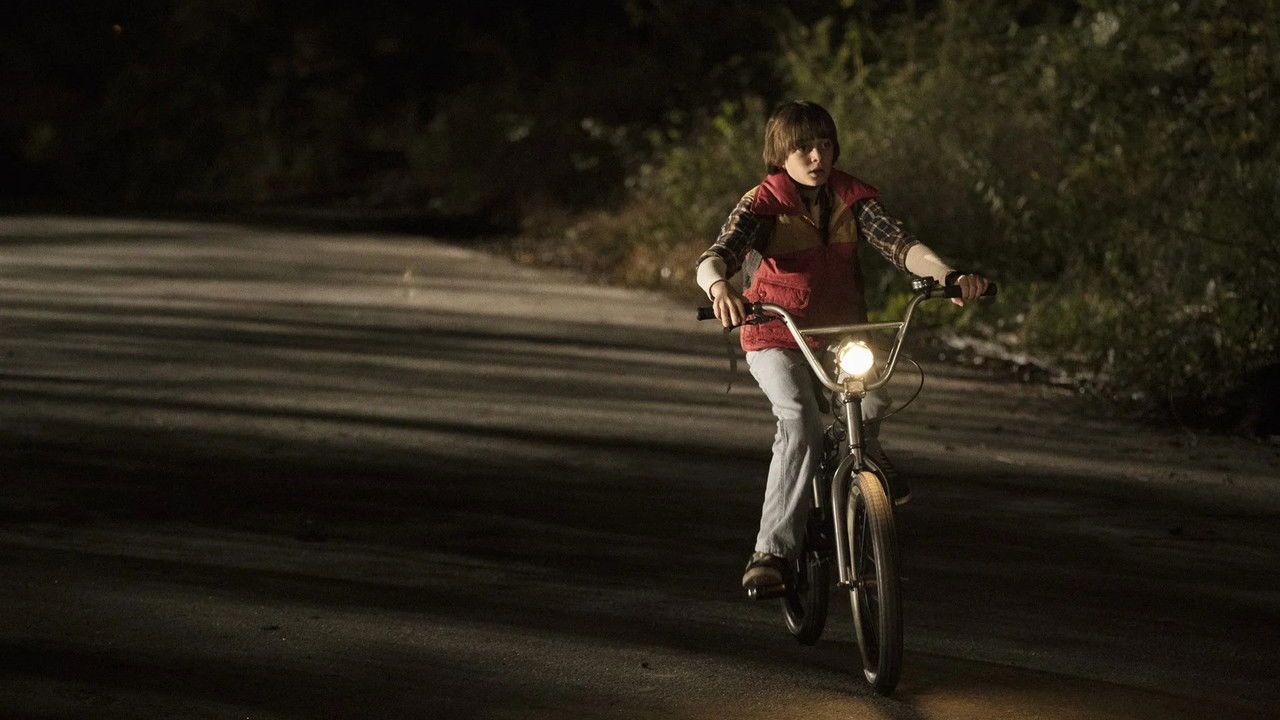 Stranger Things Sezon 1 Odcinek 1 - Vider.net.pl