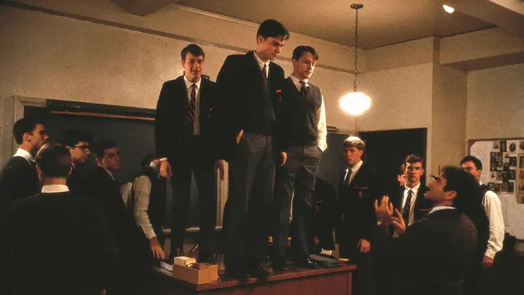 Stowarzyszenie Umarłych Poetów Cały Film (1989) - Vider